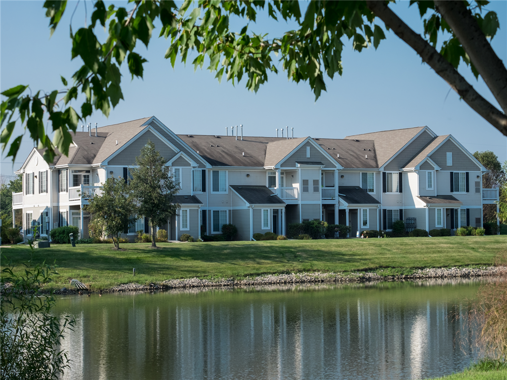 Image 10 | Farmington Lakes Apartments