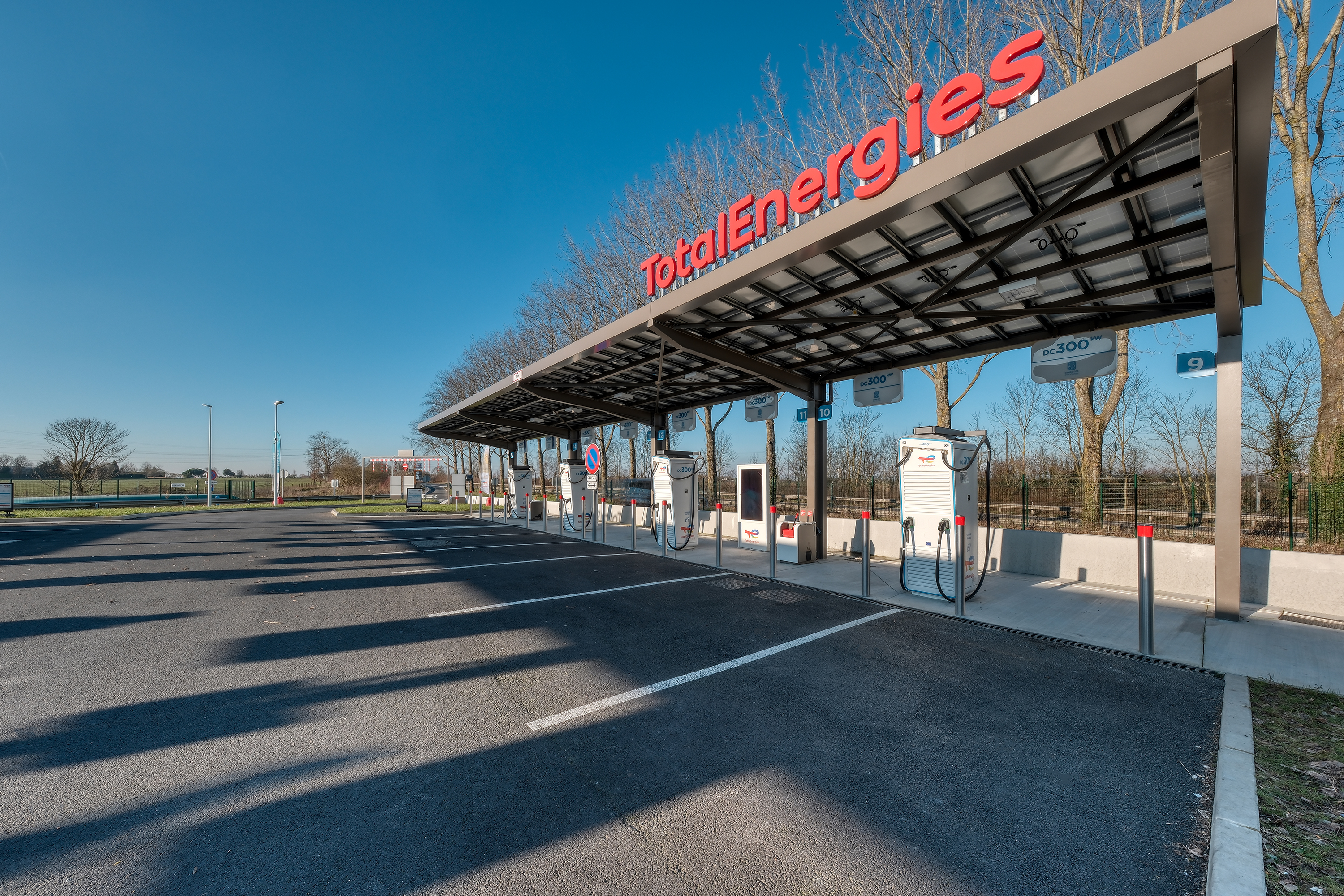 This is a picture representing NF080333 (FUELING) - RELAIS PLAINE FAVREUSE EST