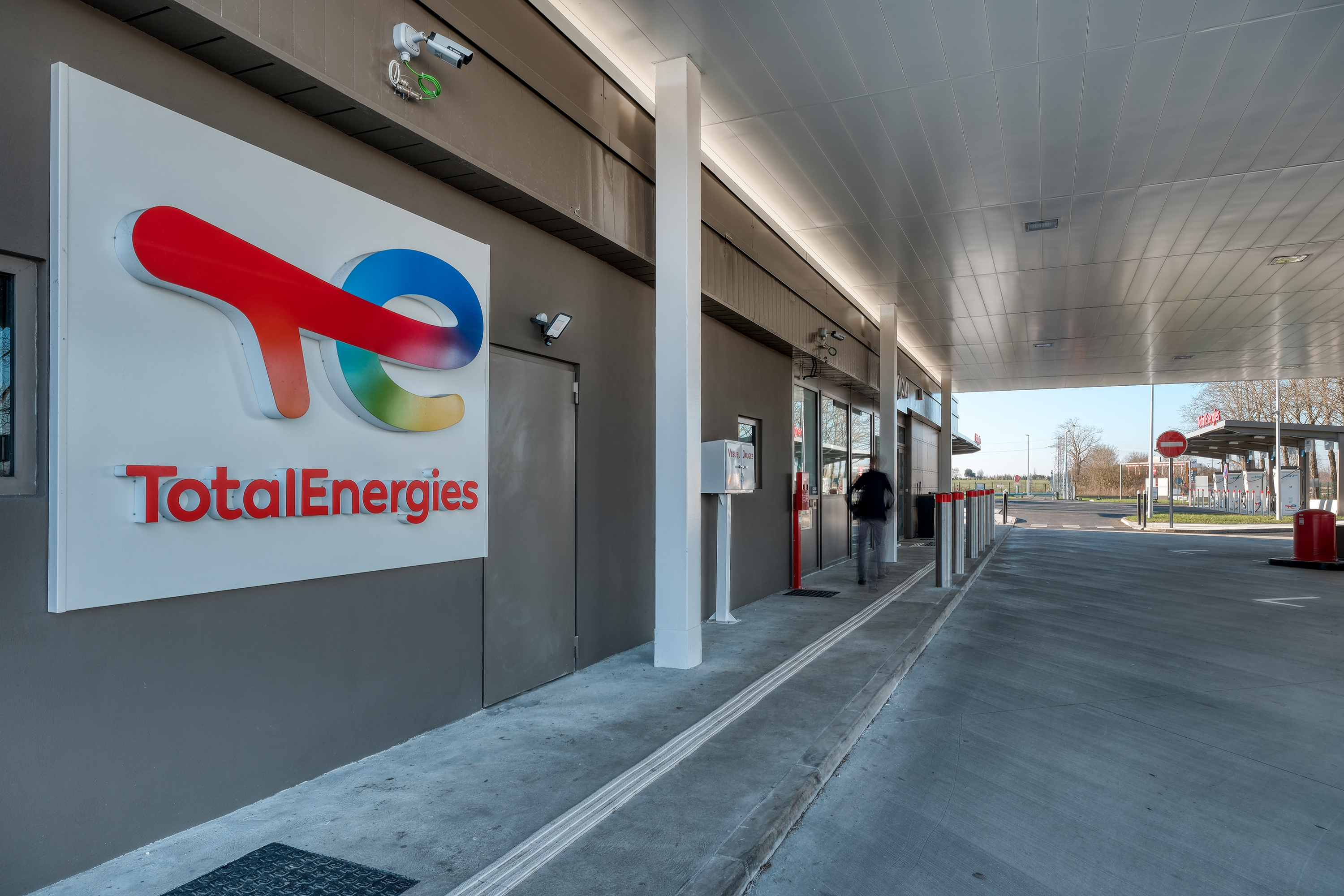 This is a picture representing NF080333 (FUELING) - RELAIS PLAINE FAVREUSE EST