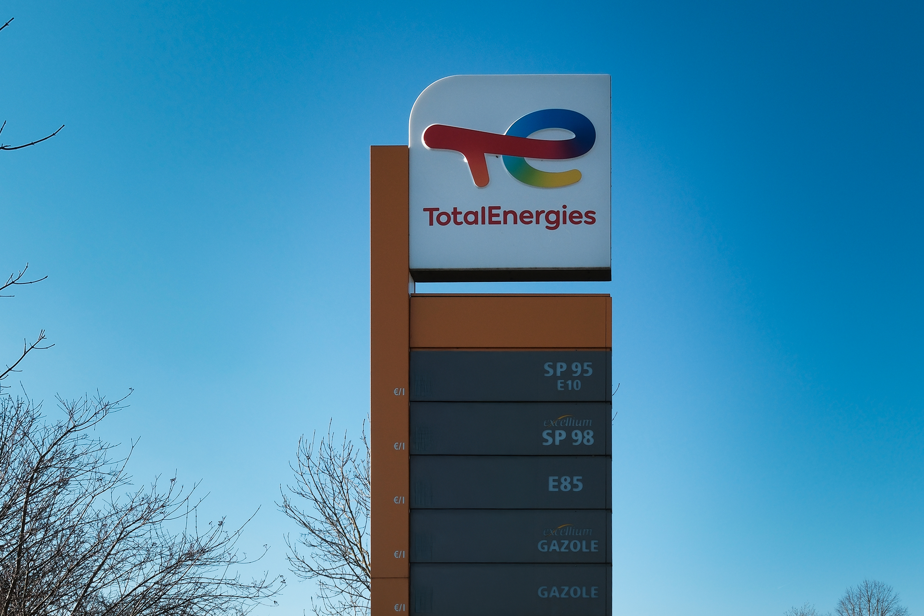 This is a picture representing NF080333 (FUELING) - RELAIS PLAINE FAVREUSE EST