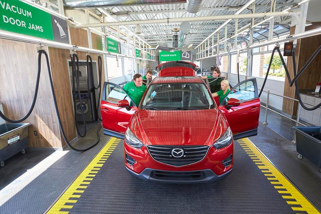 Crew Carwash - Avon, IN