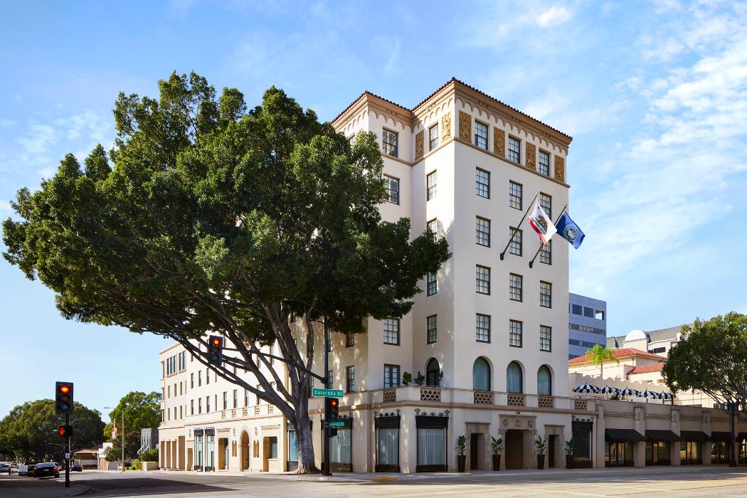 Pasadena Hotel & Pool - Pasadena, CA