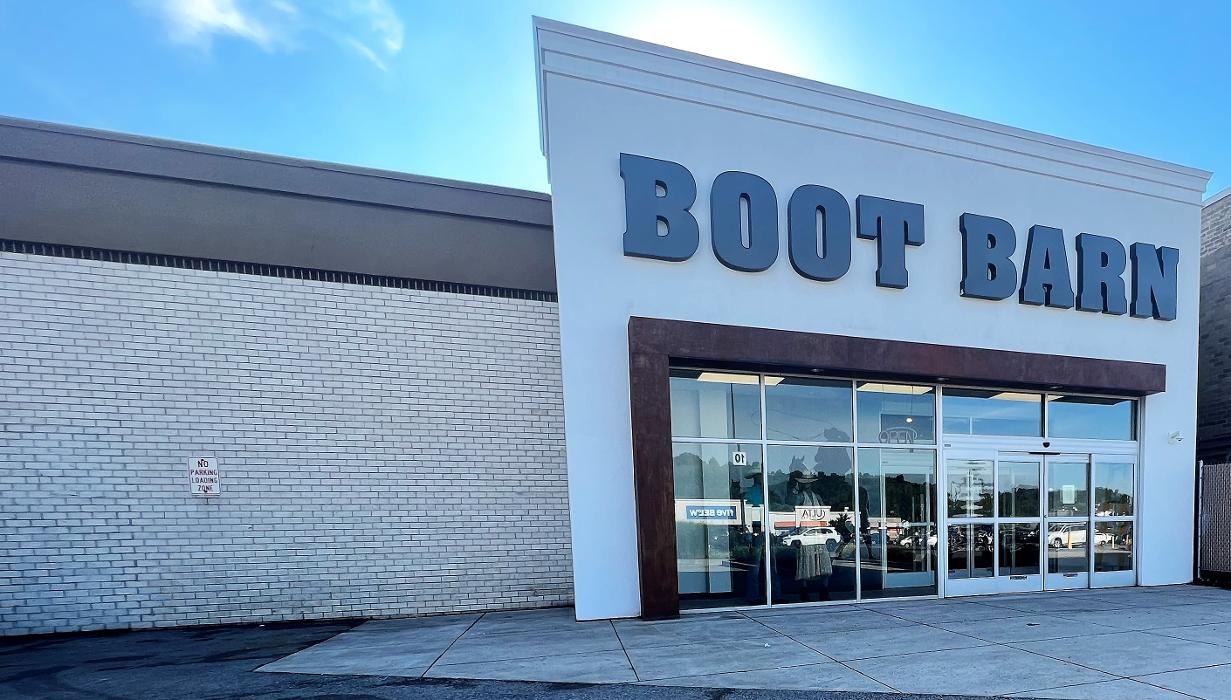 Boot Barn Logo
