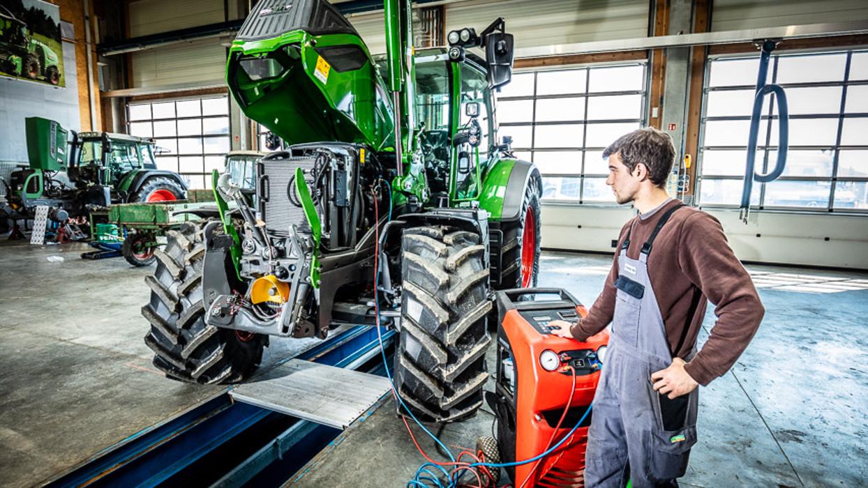 ZG Raiffeisen Technikbetrieb, Industrieparkstr. in Walldürn
