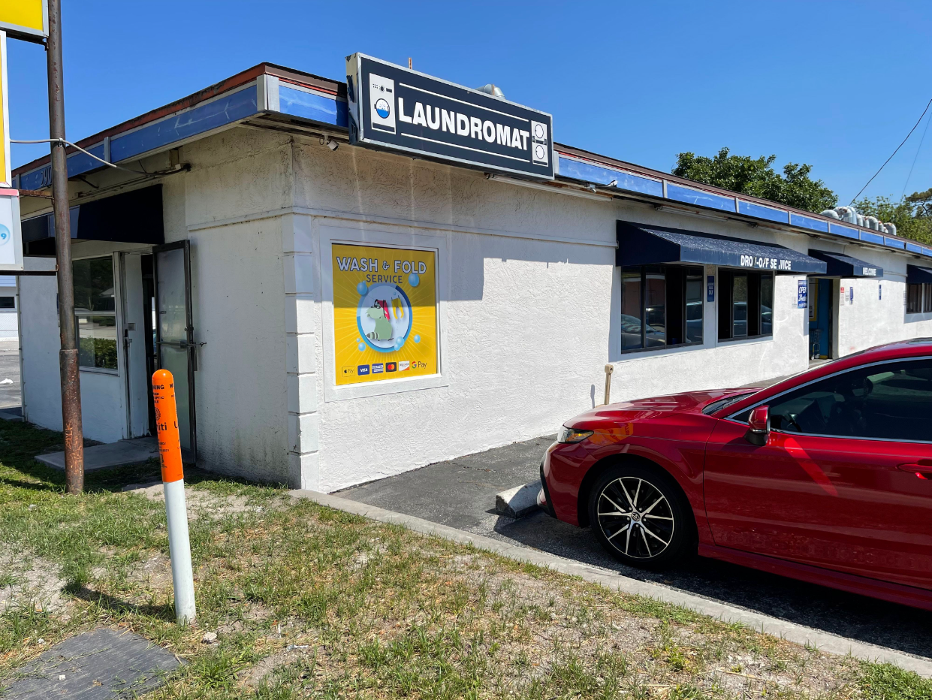 Ray's Coin Laundromat - Bradenton, FL
