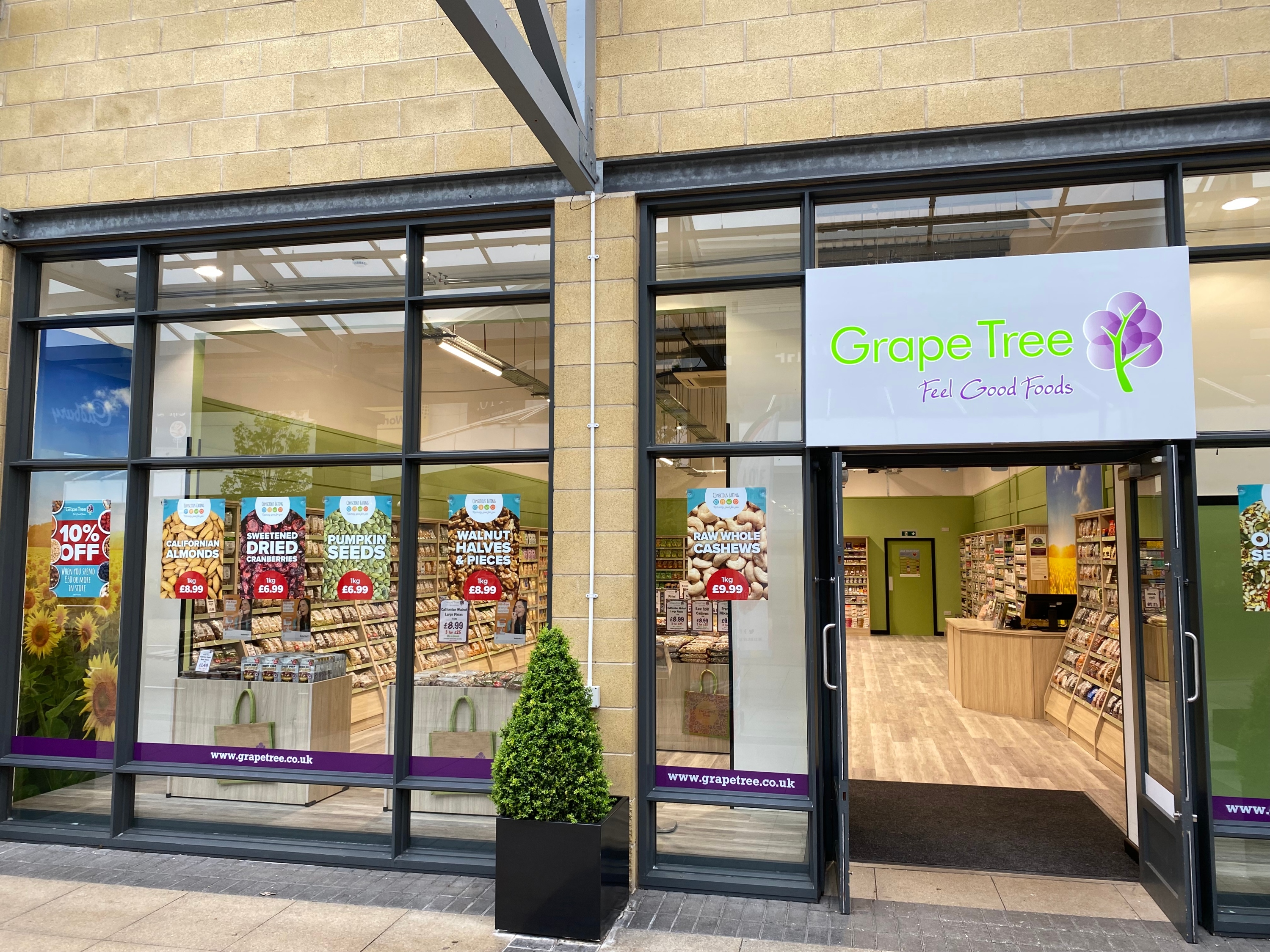 Grape Tree Doncaster - Doncaster, South Yorkshire DN4 5PJ - 01302 953520 | ShowMeLocal.com