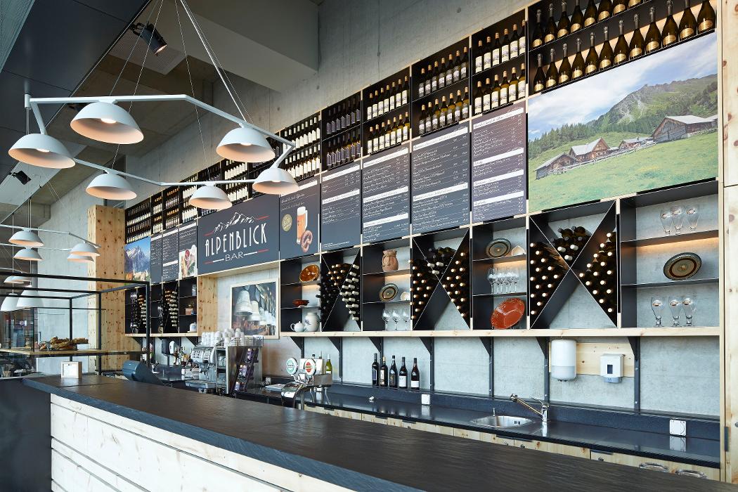 Alpenblick Bar, Flughafenstrasse in Kloten