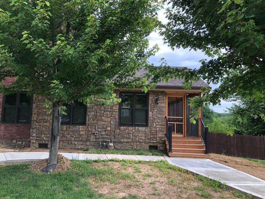 Johnson Contracting & Design - Platte City, MO