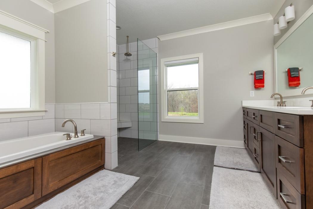 Johnson Contracting & Design - Platte City, MO