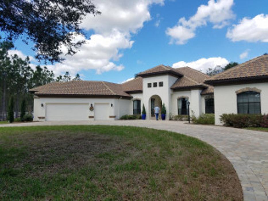 Paramount Seamless Gutters - Beverly Hills, FL