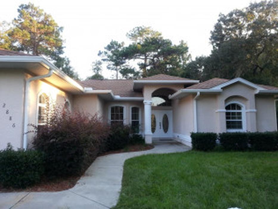 Paramount Seamless Gutters - Beverly Hills, FL