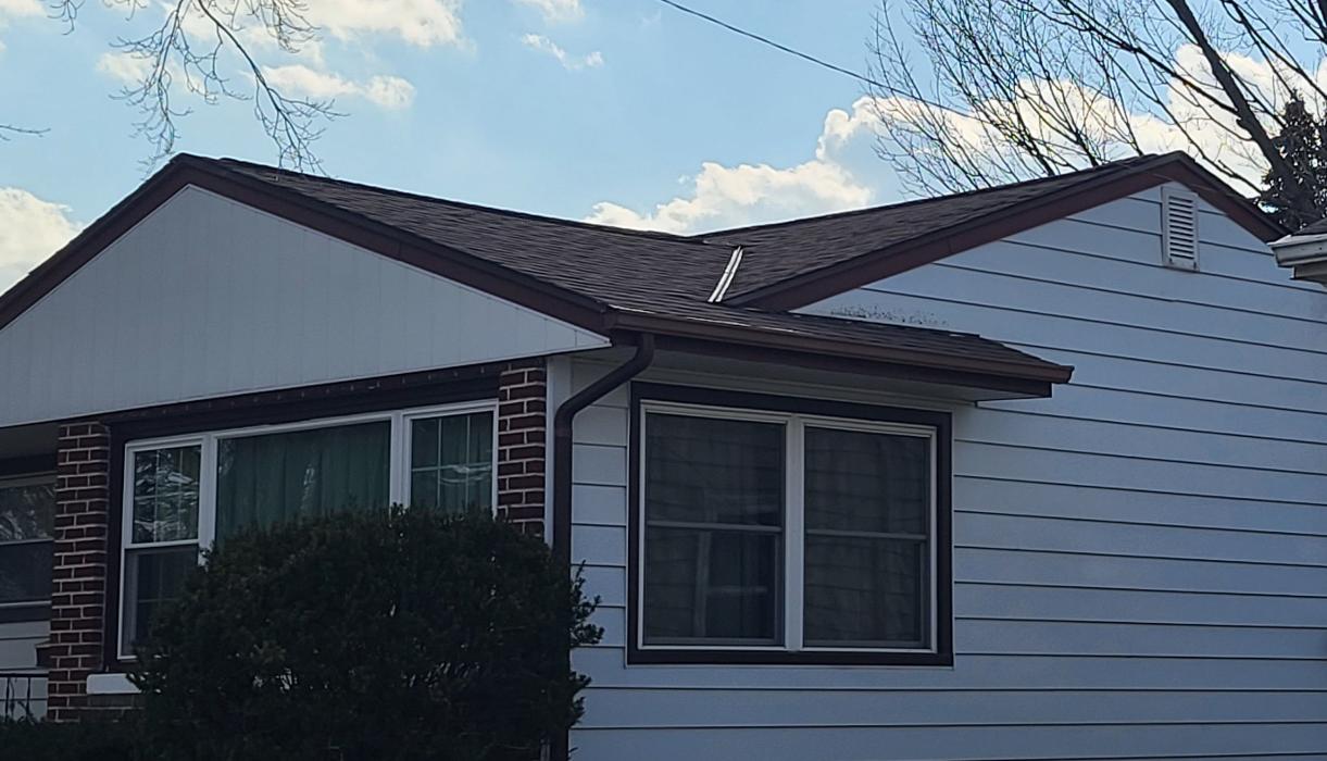 Expert Exteriors - Menomonee Falls, WI