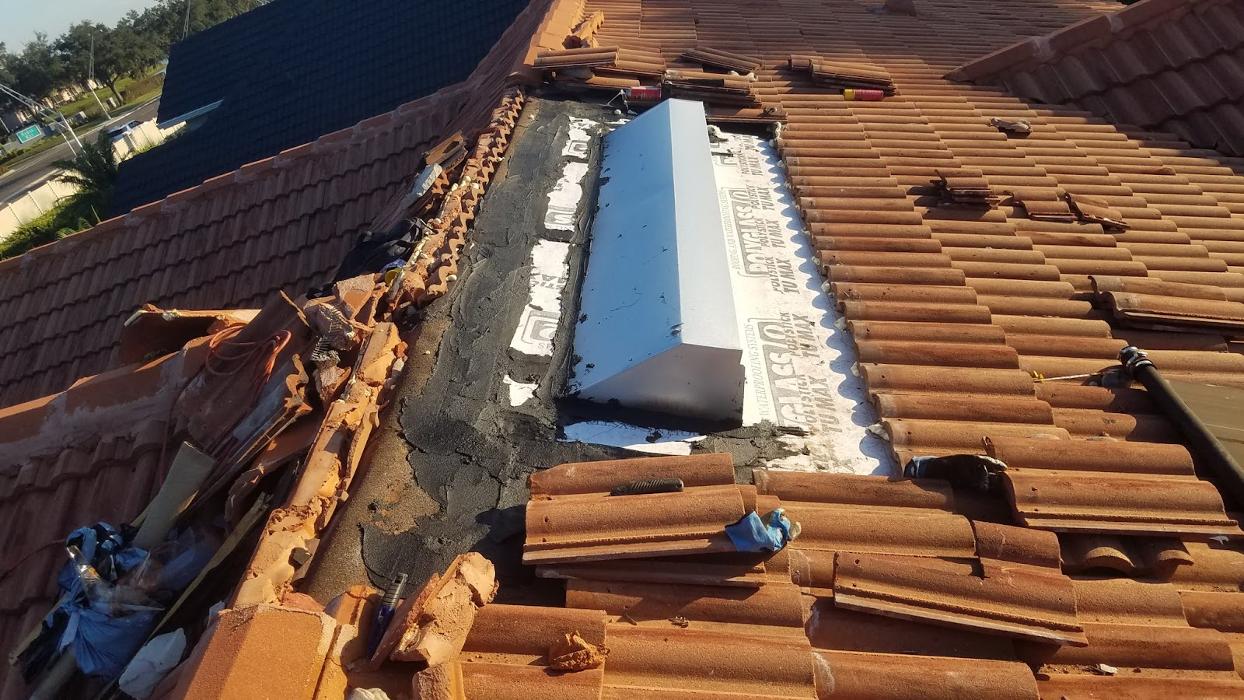 Cruz Roofing Repair - Bradenton, FL
