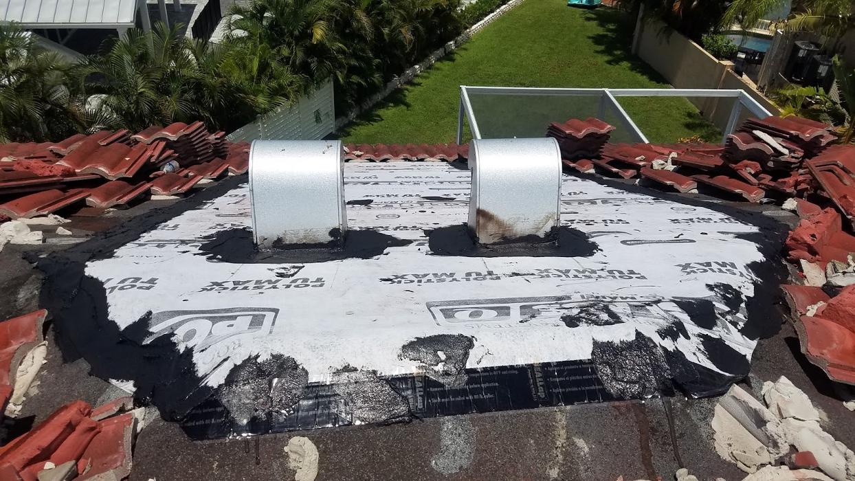 Cruz Roofing Repair - Bradenton, FL