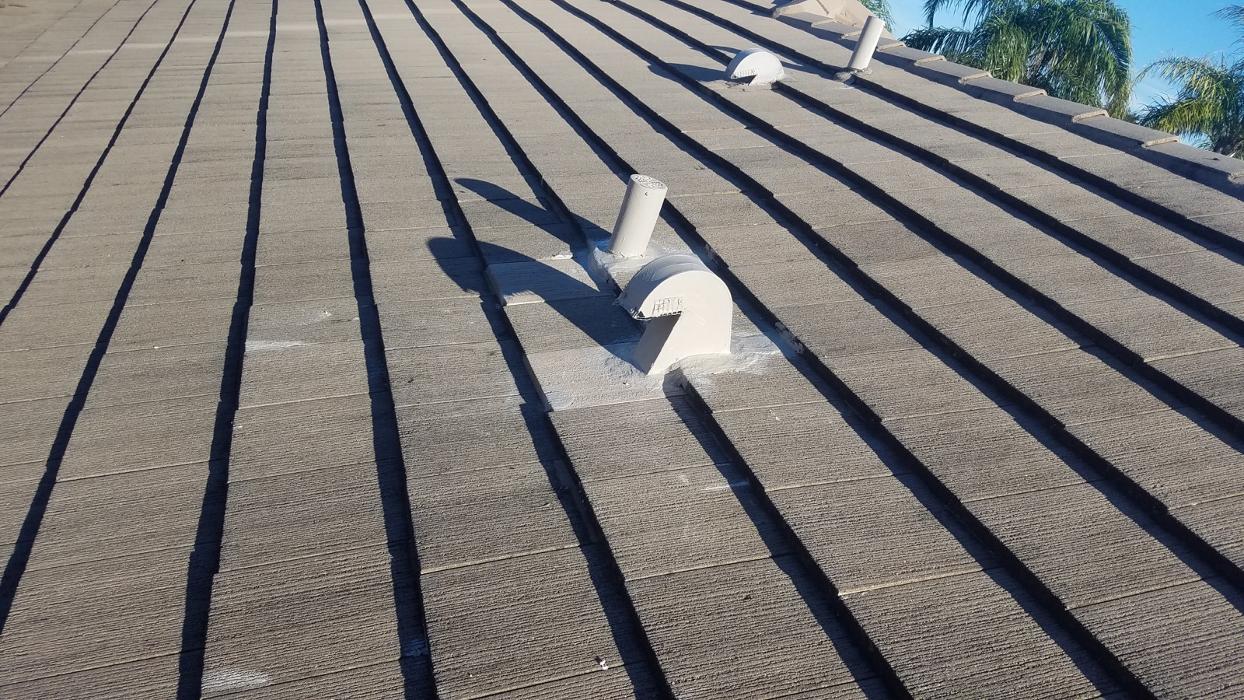 Cruz Roofing Repair - Bradenton, FL