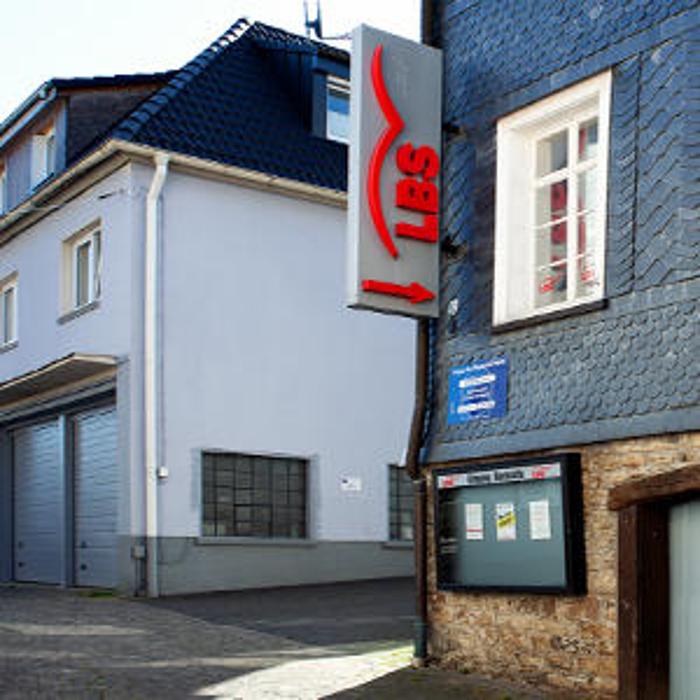 LBS Siegen Finanzieren + Immobilien, Bismarckstraße in Siegen