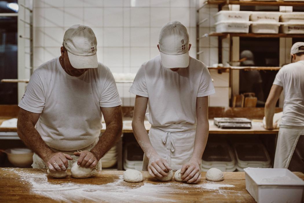 Ederbrot, Dorfstraße in Faistenau