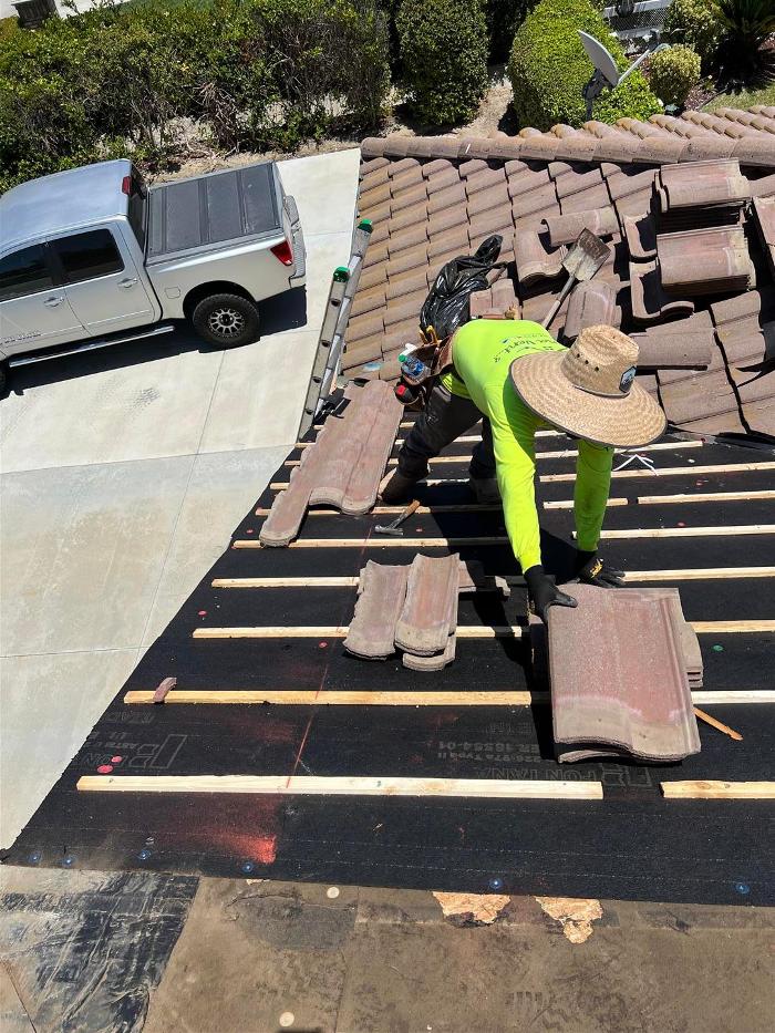 Heritage Roofing Solutions LLC - Riverside, CA