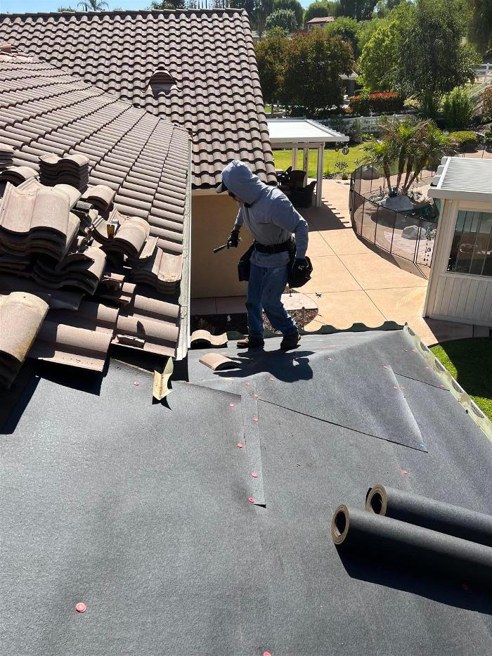 Heritage Roofing Solutions LLC - Riverside, CA