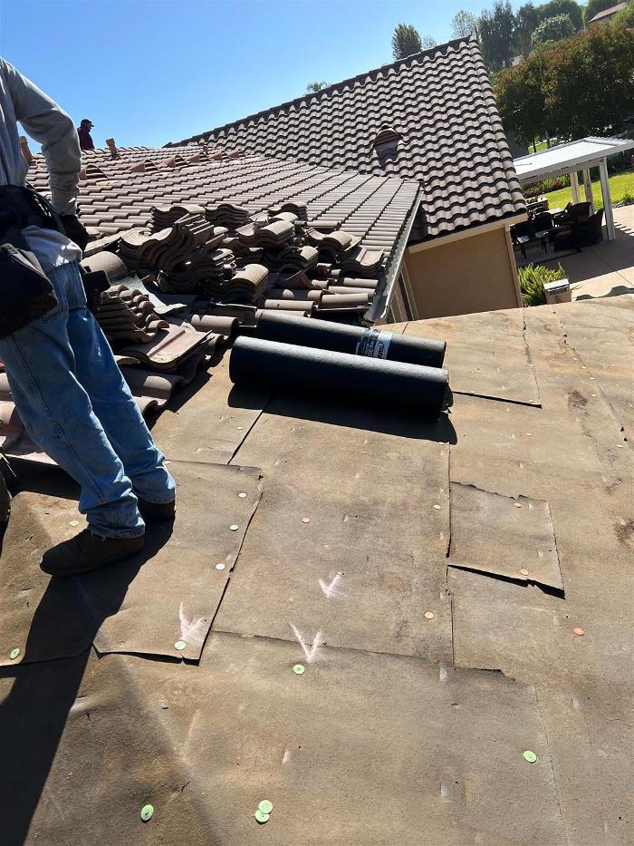 Heritage Roofing Solutions LLC - Riverside, CA