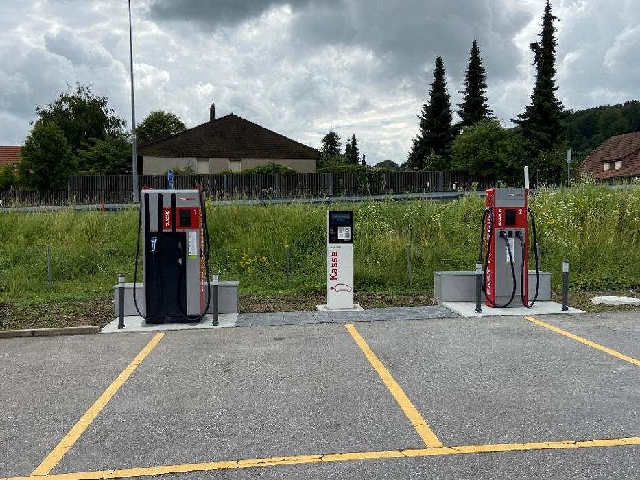 Migrol Charging Station, Bernstrasse in Wünnewil-Flamatt