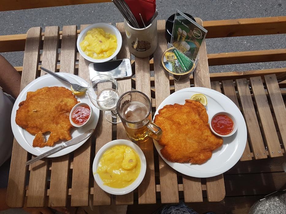 Vienna Schnitzel, Otto-Bauer-Gasse in Wien