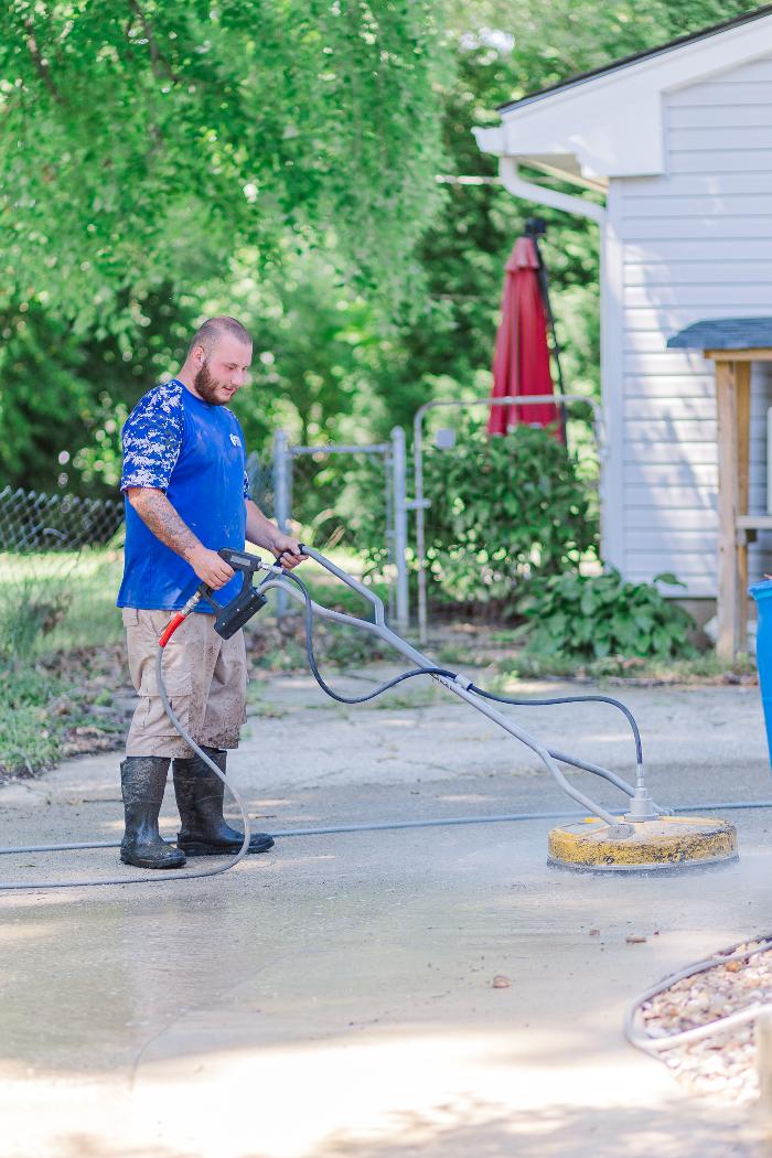 Powell's Pressure Washing - Louisville, KY