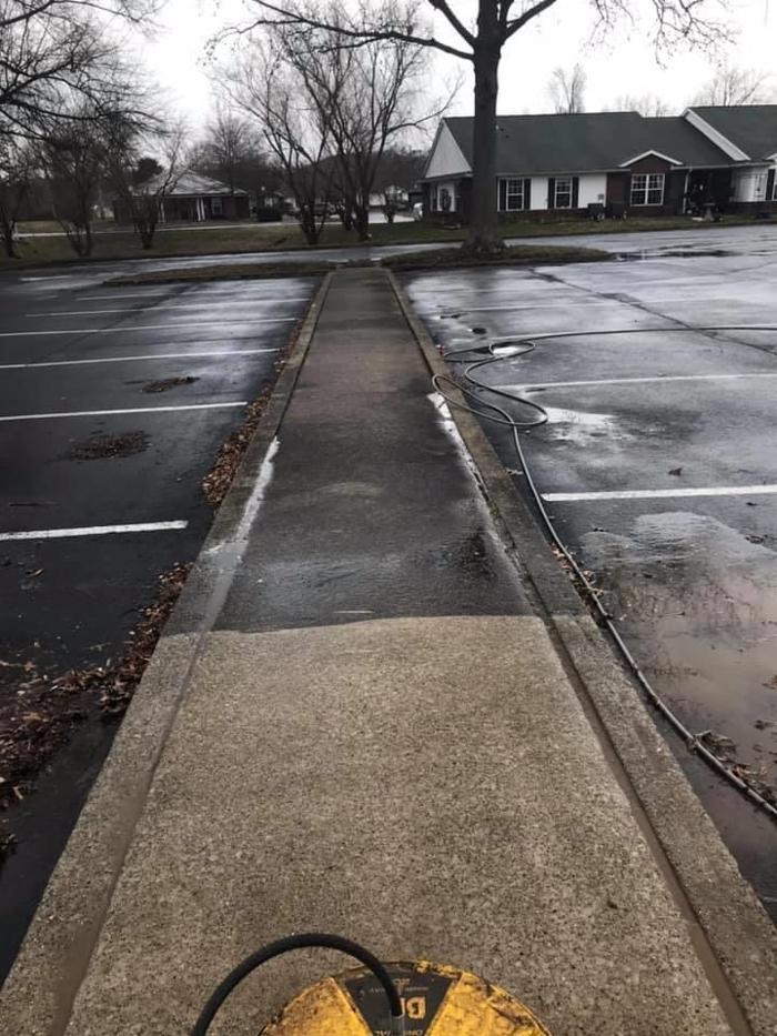 Powell's Pressure Washing - Louisville, KY