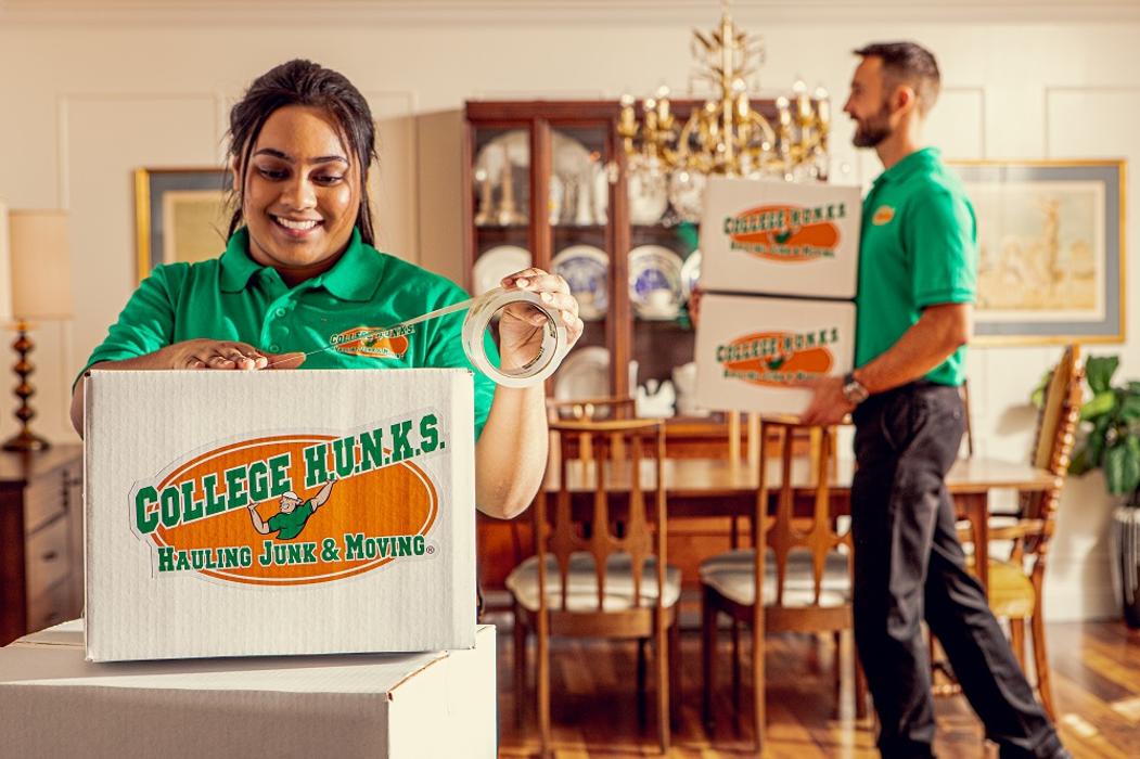 College Hunks Hauling Junk and Moving - Milwaukee, WI