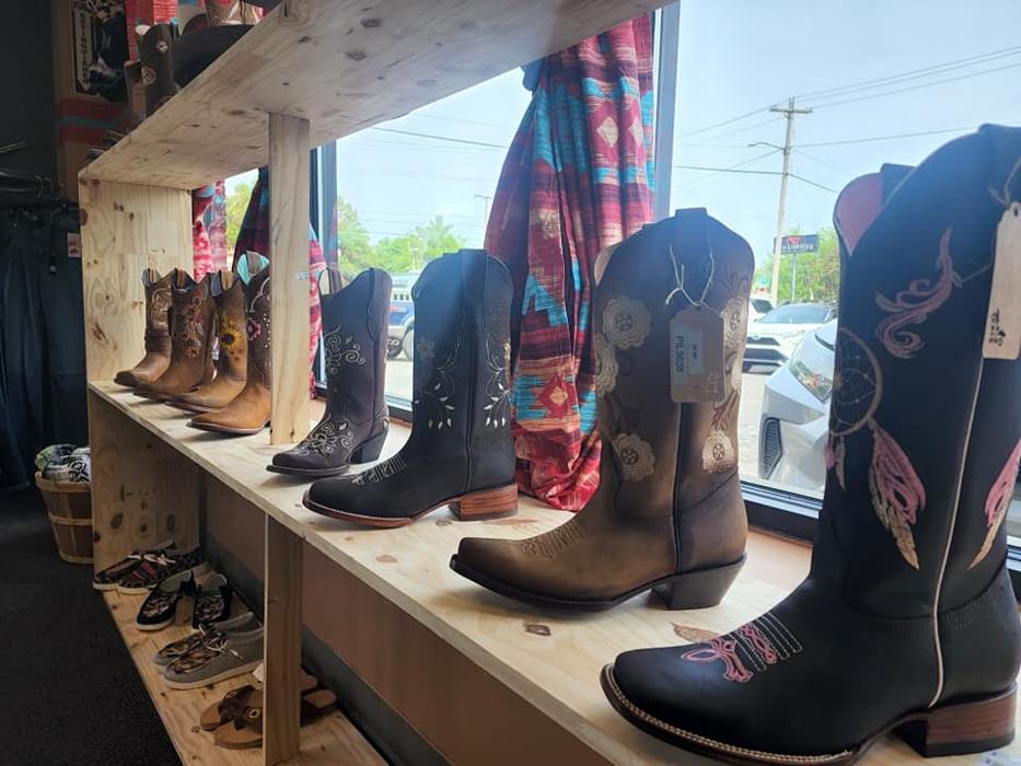 Rustic Roots Western Apparel - Owensboro, KY