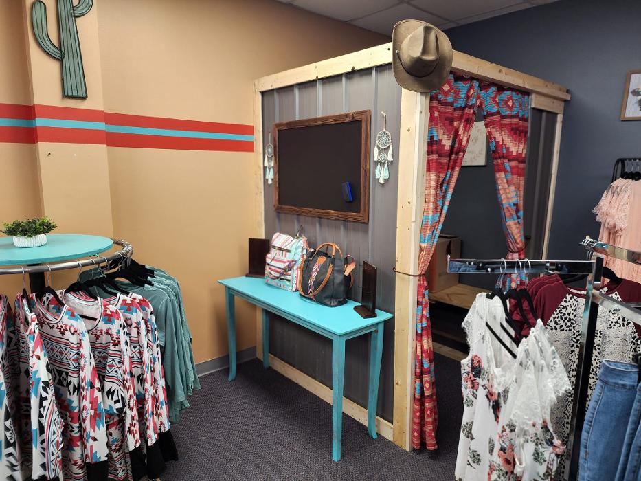 Rustic Roots Western Apparel - Owensboro, KY