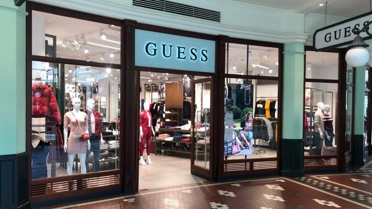 GUESS, Kasernenstraße in Himmelreich