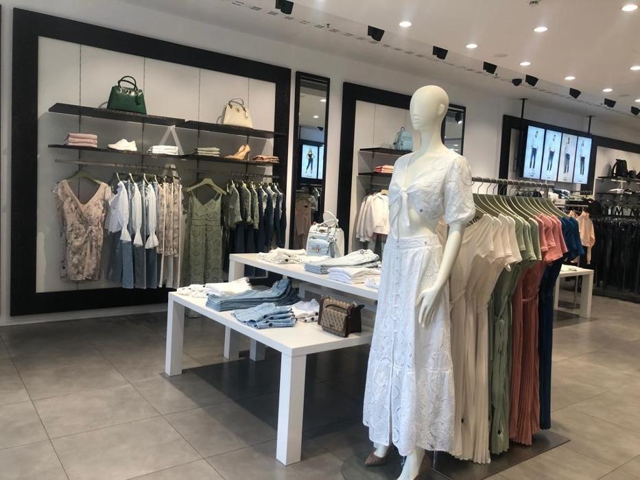 GUESS, Donaustadtstraße in Wien