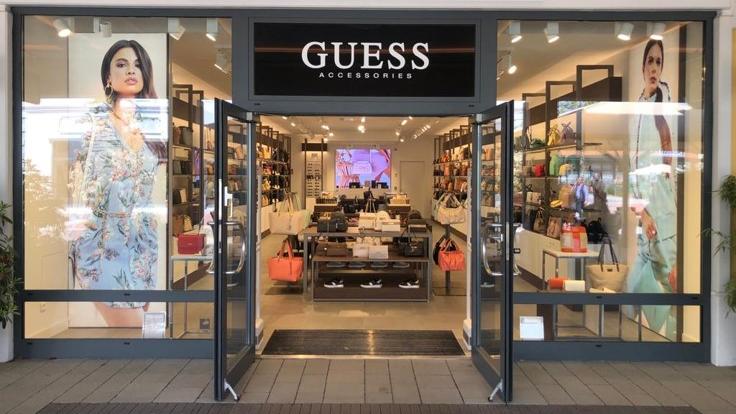 GUESS ACCESSORIES, Designer-Outlet-Straße in Parndorf