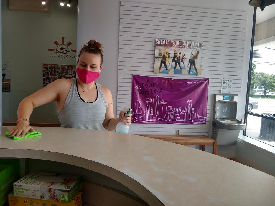 SunstoneFIT - Preston Forest Village - Dallas, TX