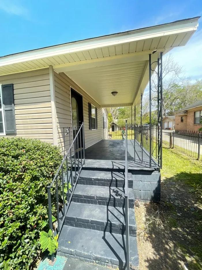 RCC- Restoration LLC - Mobile, AL