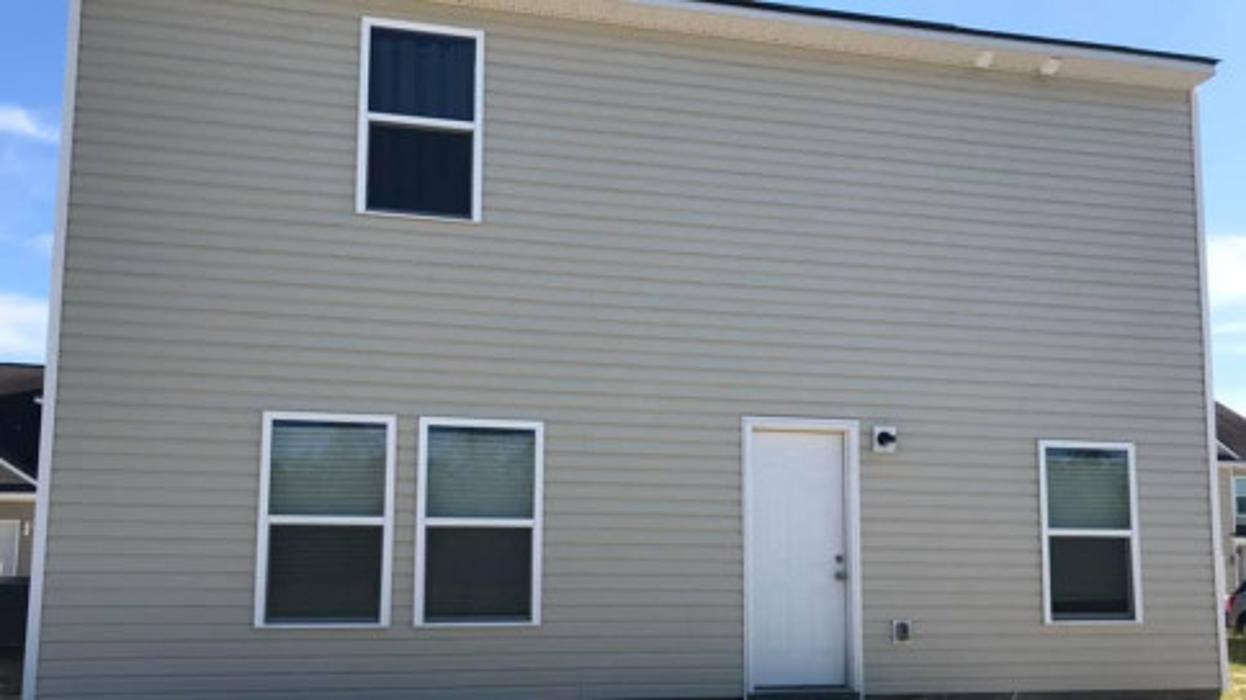 Lawns By Floyd - Hinesville, GA