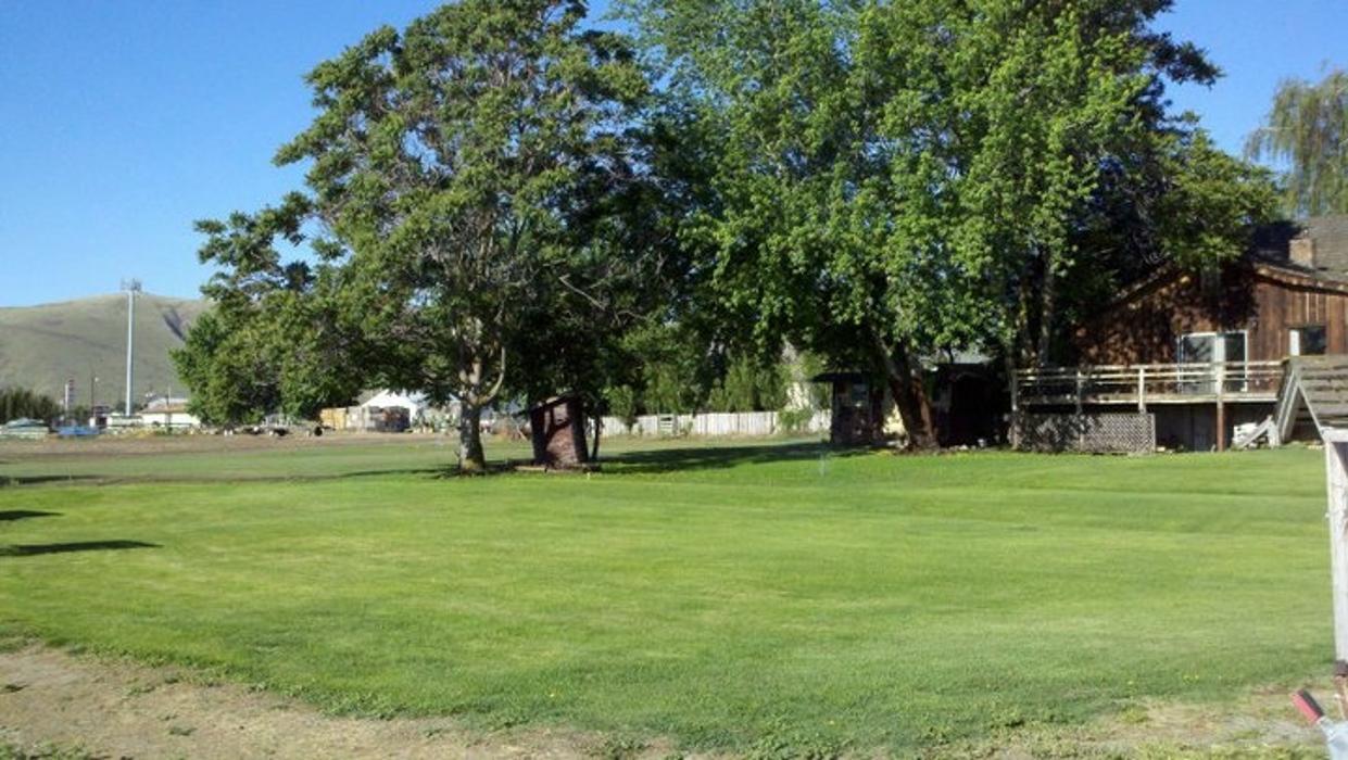 Spring Creek Homestead - Yakima, WA