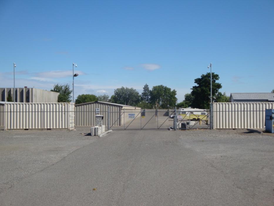 Bernie's Maximum Security Storage - Kennewick, WA