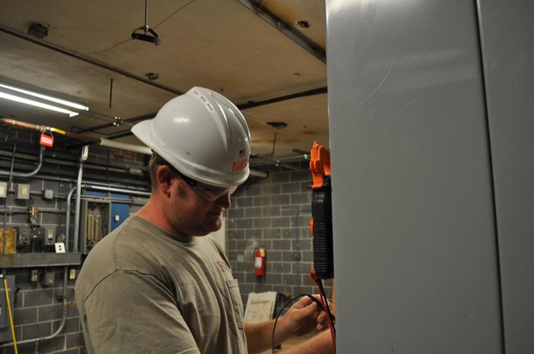 Novotny Electric LLC - Fort Collins, CO