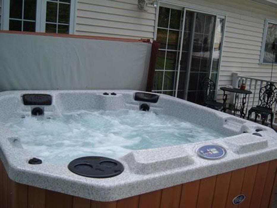 White Mountain Pool & Spa - Somersworth, NH