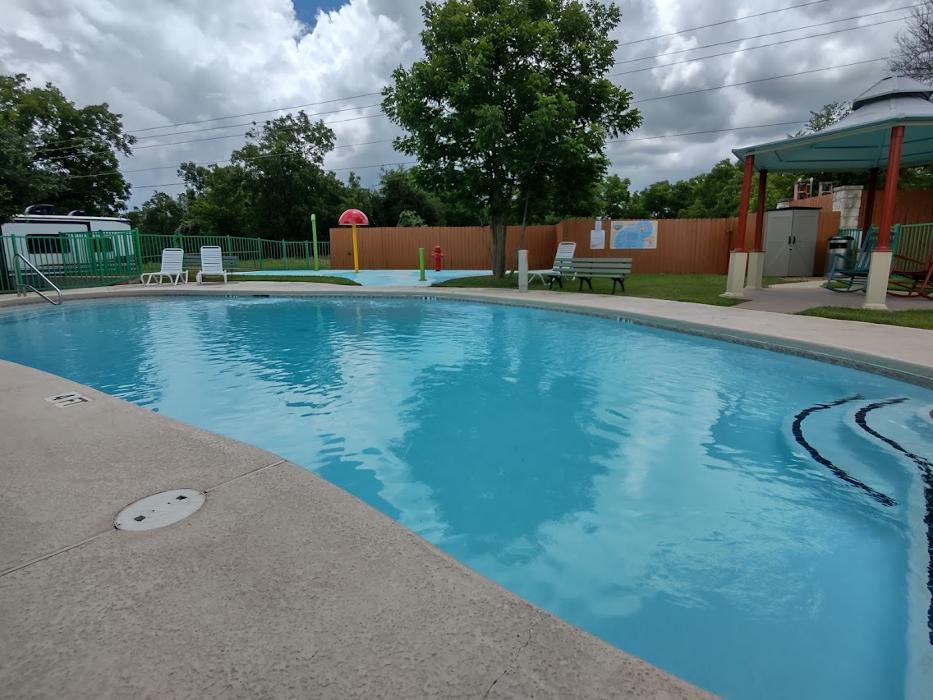 Basin RV Resorts - Bastrop, TX