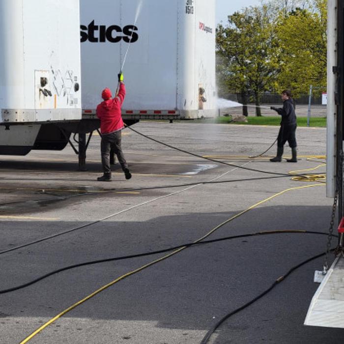 H & H Window Cleaning & Powerwashing Services - Bryan, OH