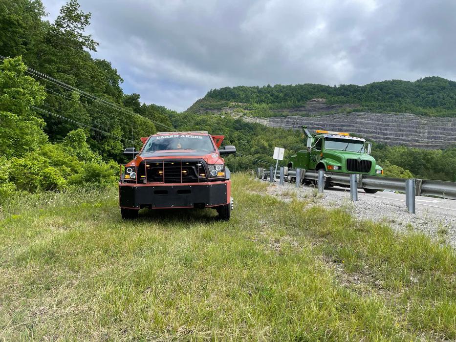 P-Rod Towing - Robinson Creek, KY