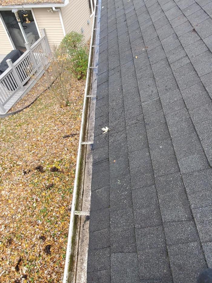 Four Seasons Yard Management - Dubuque, IA