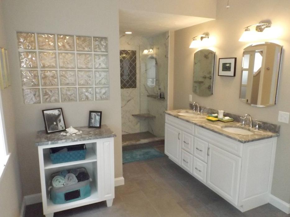 Cyr Kitchen & Bath - Manchester - Manchester, NH