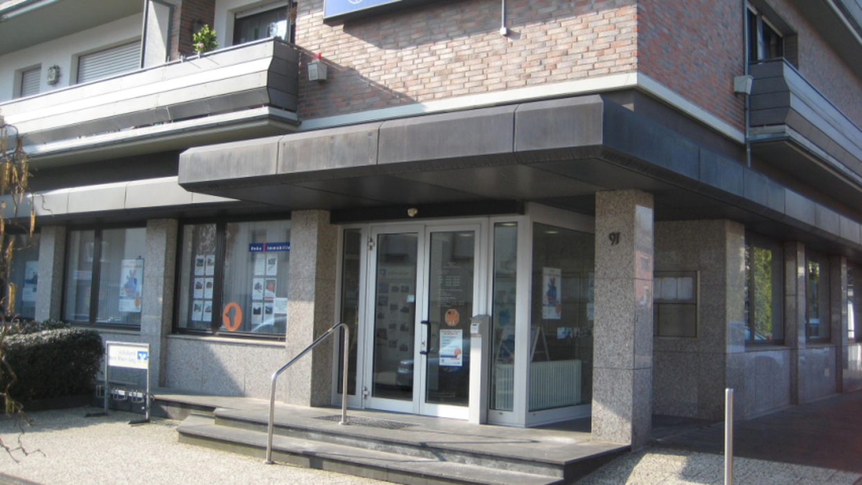 Volksbank Köln Bonn eG, SB-Standort Walberberg, Hauptstraße in Bornheim