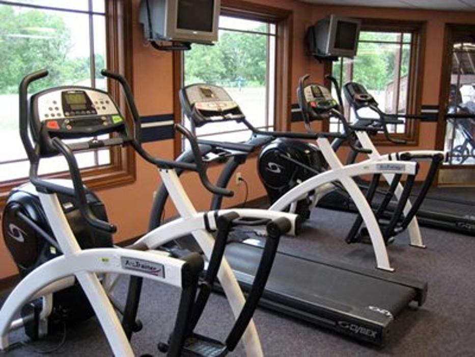 Owatonna Country Club - Owatonna, MN