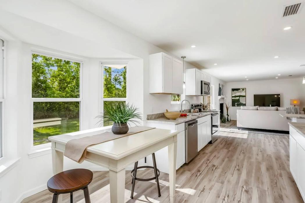 Coastal Stagedesigns, LLC - Panama City Beach, FL