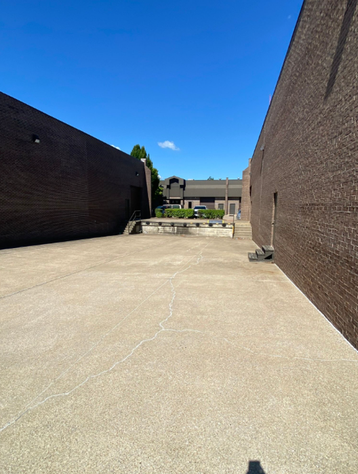 Burkhardt Square Commerce Center - Evansville, IN